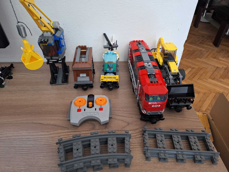 Lego влакове 60098 и 7938