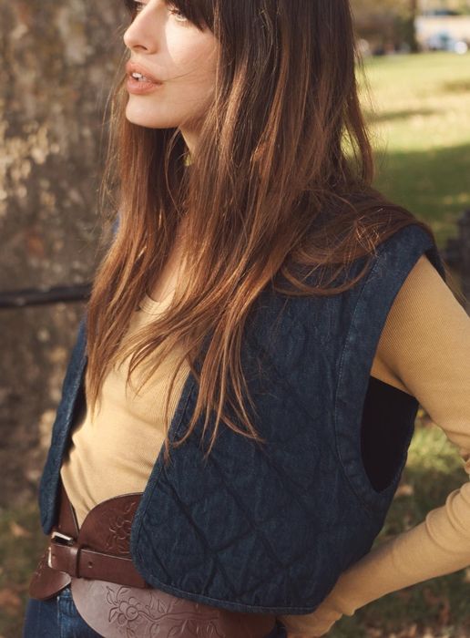 ZARA чисто нови, с етикет елегантно бюстие, дънкови ризи и елеци