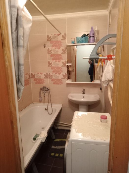 Продам 3 комнатную