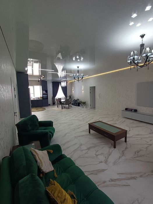 Натяжные потолки, теневые,парящие и со скрытым карнизом