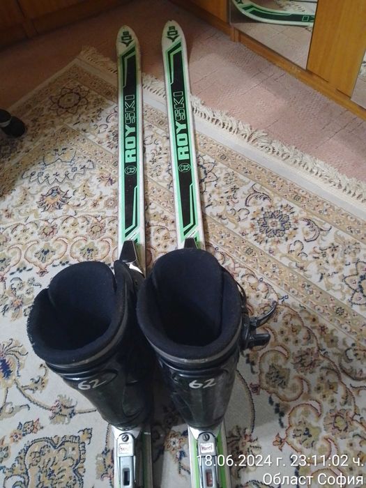 Ски с автомати И Ски обувки