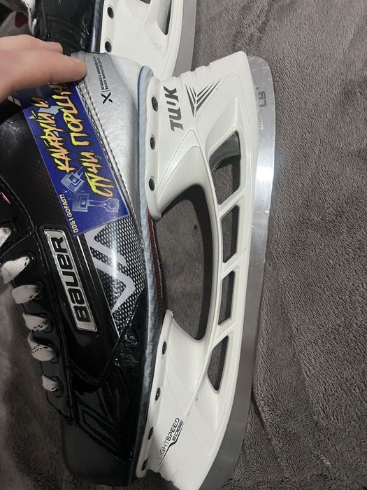 bauer x3 практически новые размер 9(43)