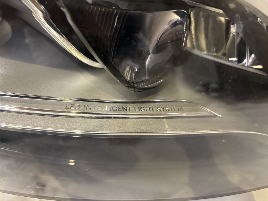 W222 продам фары и стопы до рест Мерс s class