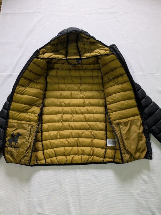 S. Nou. Geacă iarnă subțire și ușoară