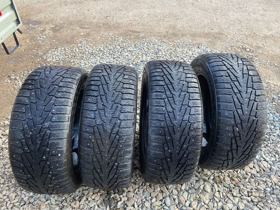 Продам зимнию резину