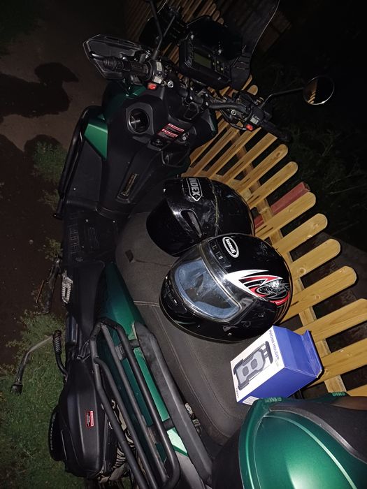 Продам скутер Bennali 200