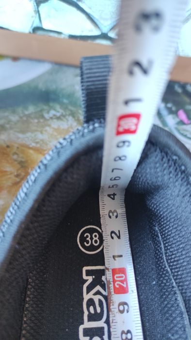 Чисто нови  маратонки kappa