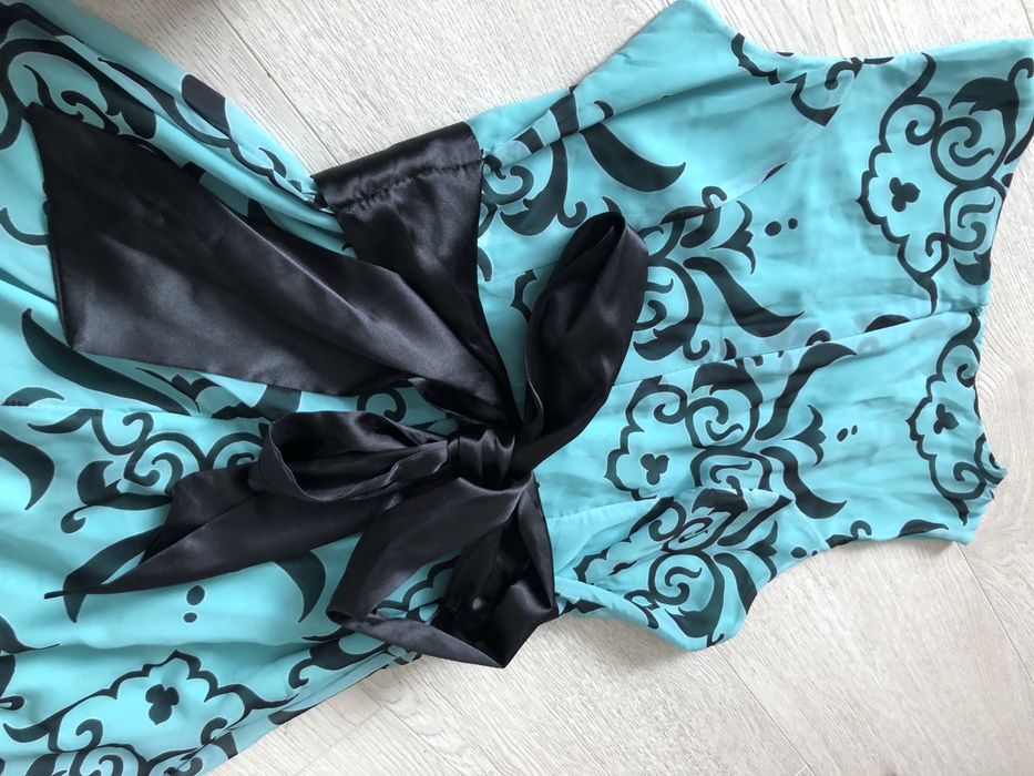 Синьо-зелена дълга рокля, подходяща за повод, размер L