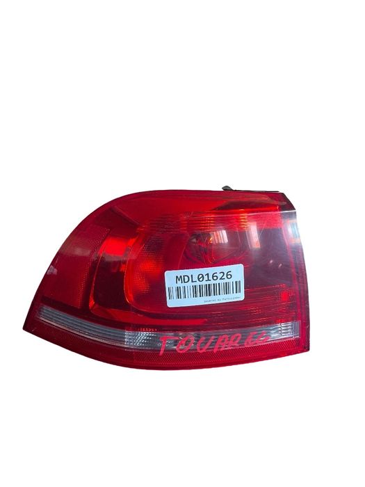 Lampa Spate / Stop Stanga Spate Volkswagen Touareg 7P5, 7P6 2010 - 201