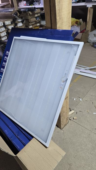 Лампы 60×60  36 ватт 6500К новые
