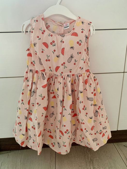 Лот детски рокли 104