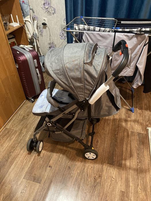 Продам коляску unbeini