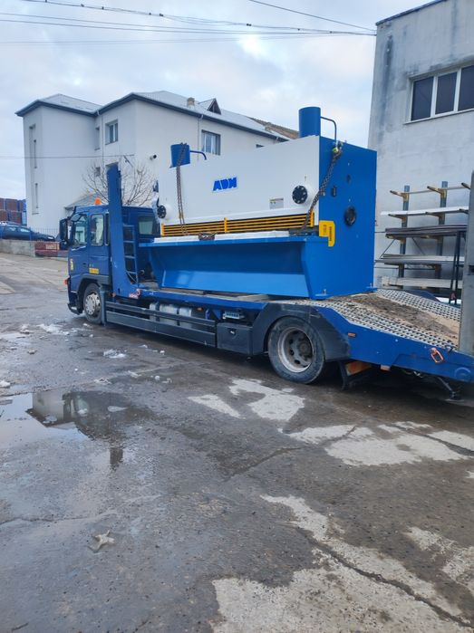 Buldoexcavatoare Excavatoare  Camione Mai compactor Scule