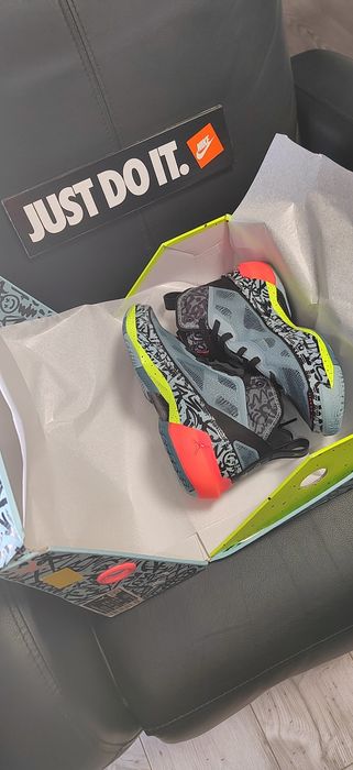 Nike Air Jordan XXXVII Satou, номер 37,5 и номер 38,5
