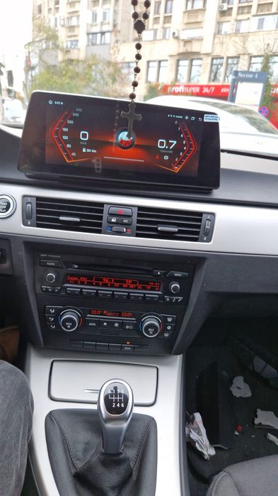 Navigatie Android Carplay BMW e90 seria 3 Waze YouTube GPS