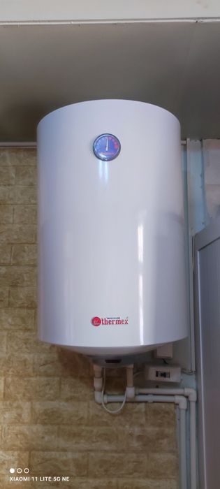 ariston sotiladi 50 litirli