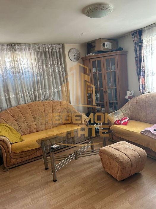 Продава се Тристаен апартамент в Варна, Цветен квартал - 68 кв.м за 2206 €/кв.м - Снимка #8