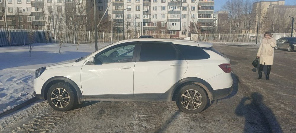 Продам Ладу Весту