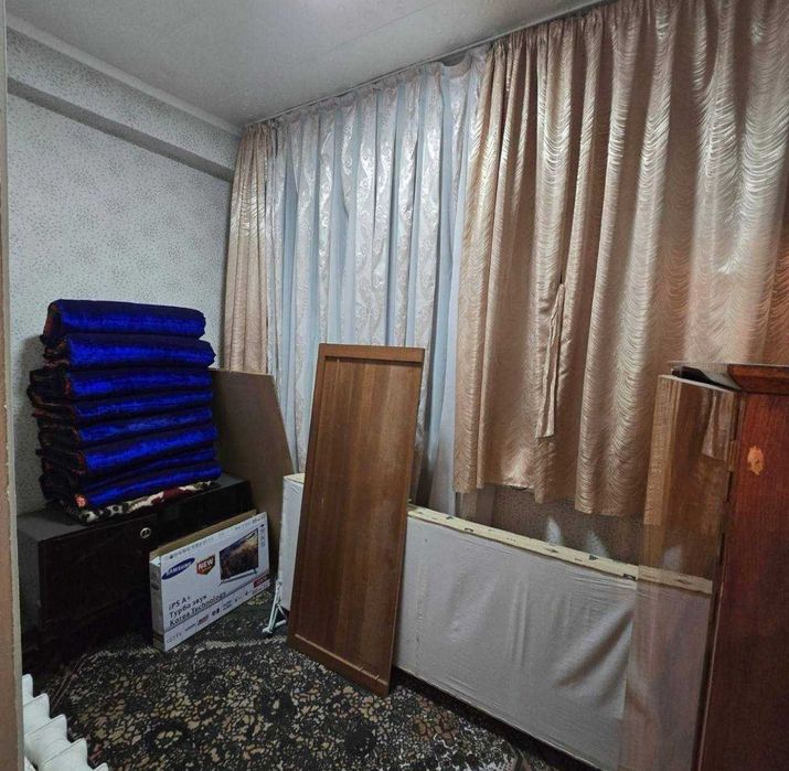 Чиланзар 1 квартал ВЫСОКОПОТОЛОЧКА 2/3/4 с балконом