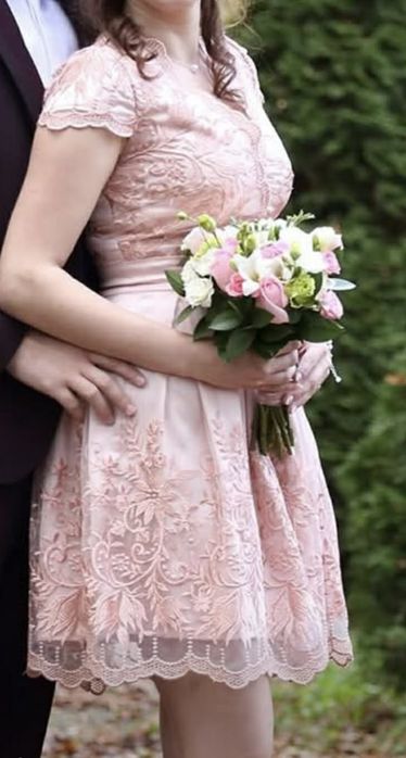 Rochie eleganta cu dantela