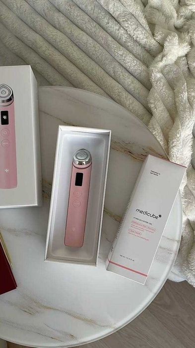 Medicube Booster Pro original aparat