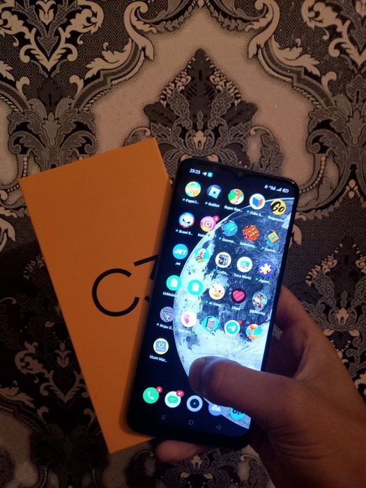 Realme C3 3/64GB igravoy