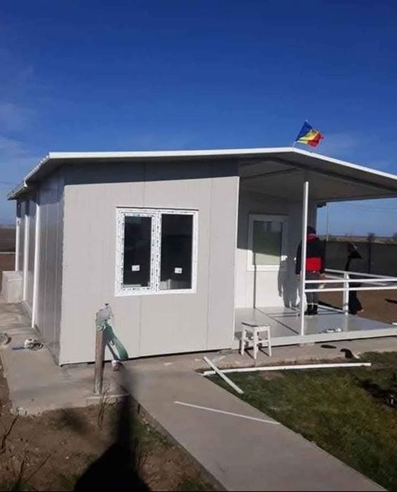 Vând casa pe structura metalica 10x7