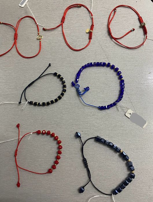 Гривни със златни топчета НОВИ