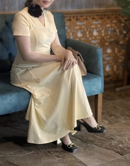 Платье шикарное 42 44 размер