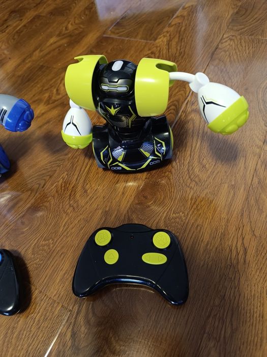 Kombat Robot cu telecomanda