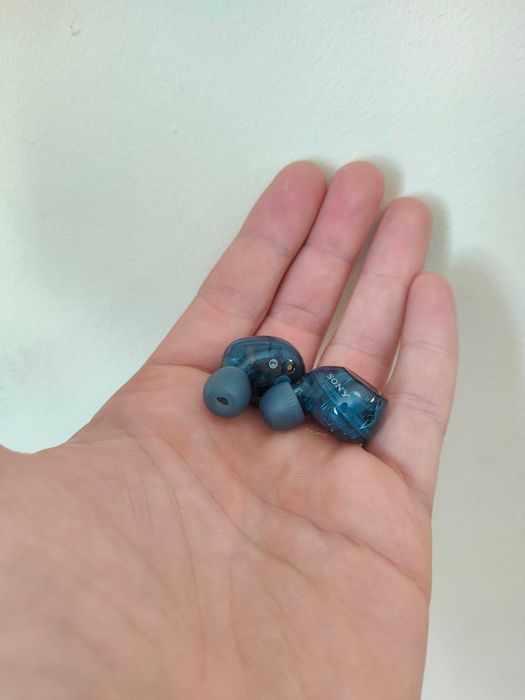 Чисто нови Sony - WF-C710N с 4 години гаранция.