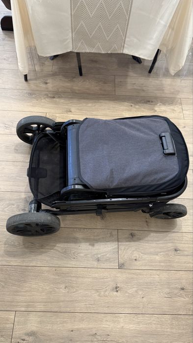 Коляска Joie, складная