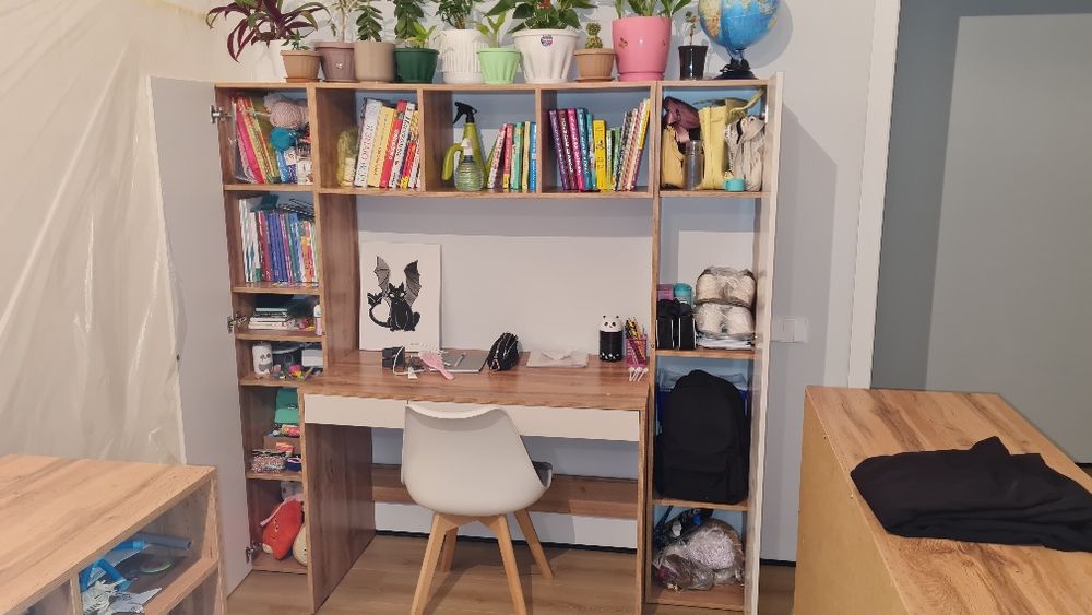 Письменный стол в отличном состоянии