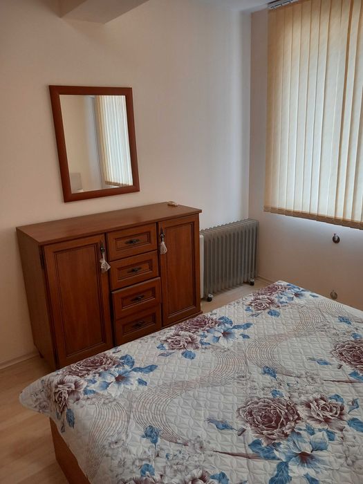 Дава се под наем Тристаен апартамент в Варна, Автогара - 87 кв.м за 663 € - Снимка #5