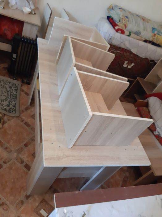 Новый стол с 4 стулями