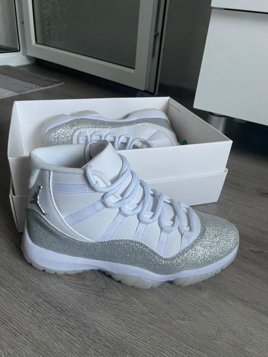 Nike Air Jordan 11 Gri Argintiu 43 (DS)PLATA RAMBURS,VERIFICARE LA LIVRARE,fara avans