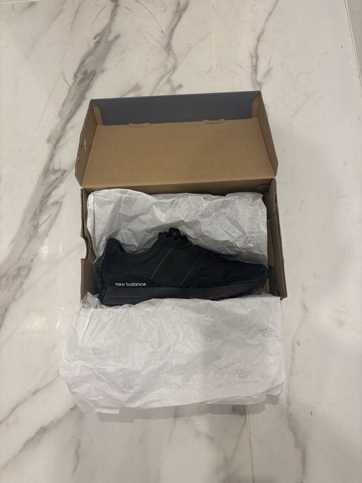 Обувки new balance 327