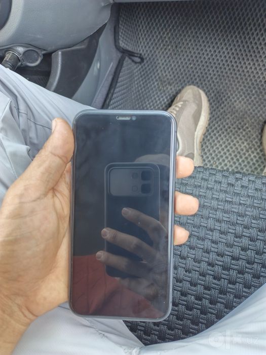 Iphone 11 sroshni sotiladi
