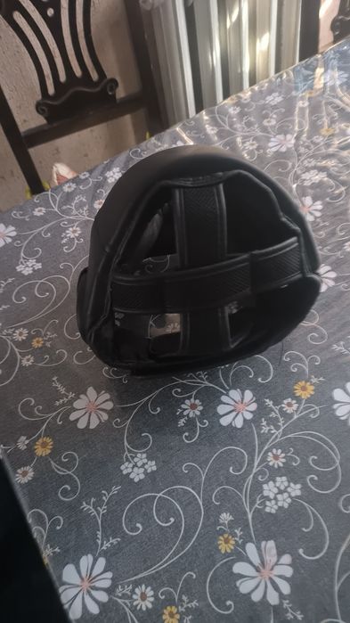 Шлем для единоборств