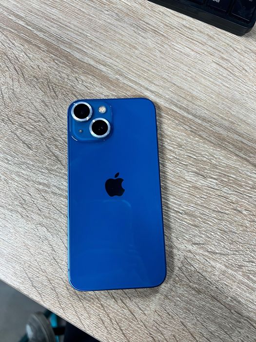 Продам Iphone 13 mini