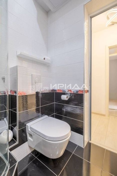 Тристаен апартамент до НДК!