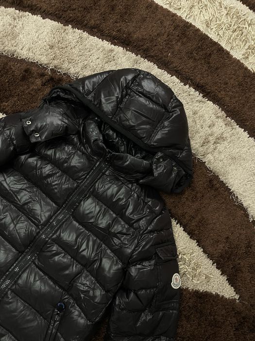 Jacheta Moncler in stare buna