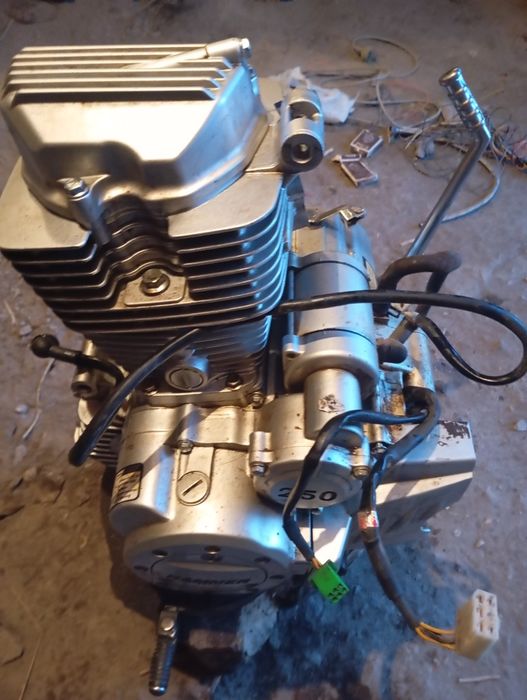 Продам двигатель