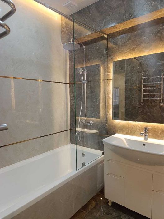 Продается 3-комнатная квартира 2-этаж ор. напротив городского суда