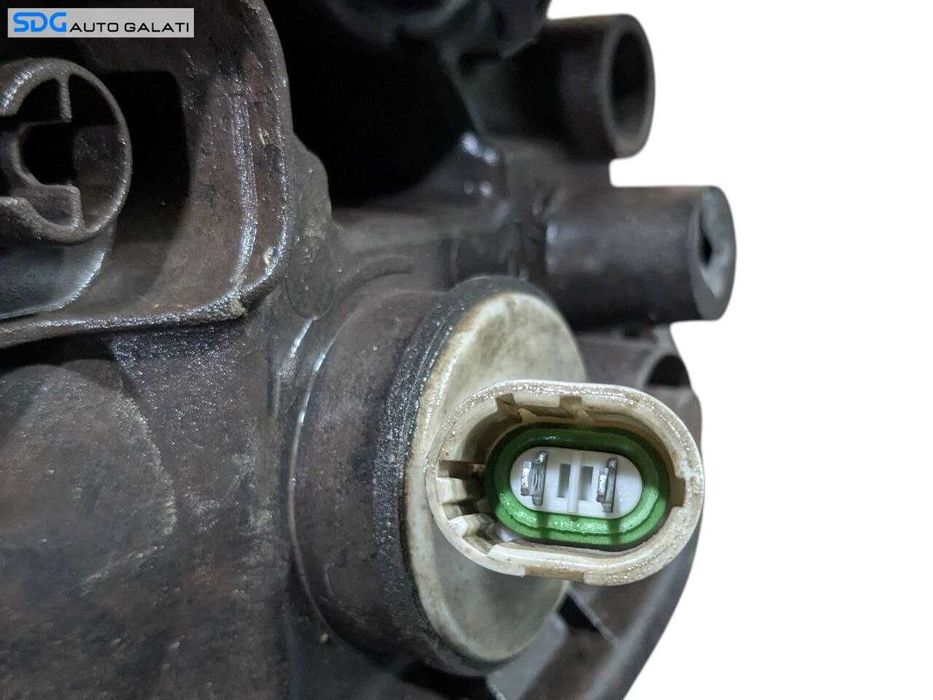 Far Dreapta Halogen Dacia Logan 1 2004 - 2012 Cod 8200211006 89029770 (Ureche Superioara Lipsa) [L8457]
