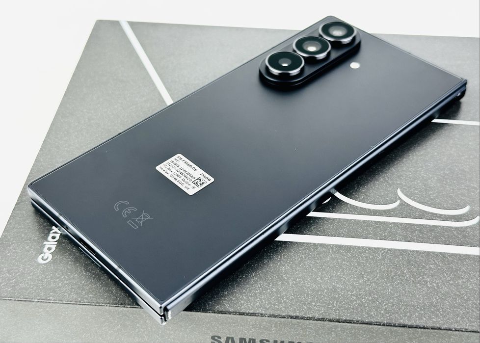 Samsung Galaxy Z Fold 7 5G 512GB 12RAM Jetblack 100% Батерия! Гаранция