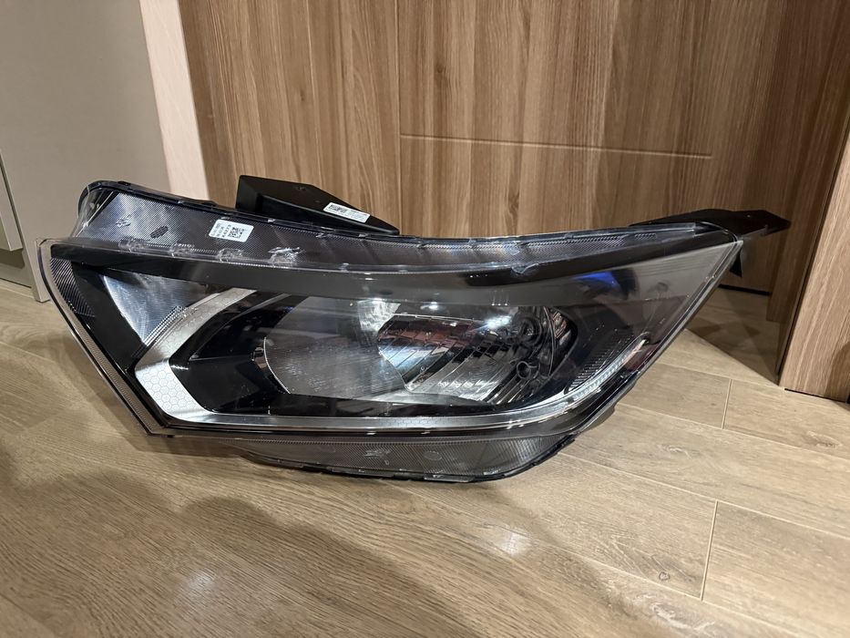 Фар ляв оригинален 92101-Q0050 Hyundai i20 2020 - 2024
