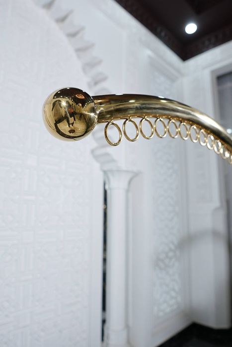 Xitoydan keltirilgan GOLD veshalkalar