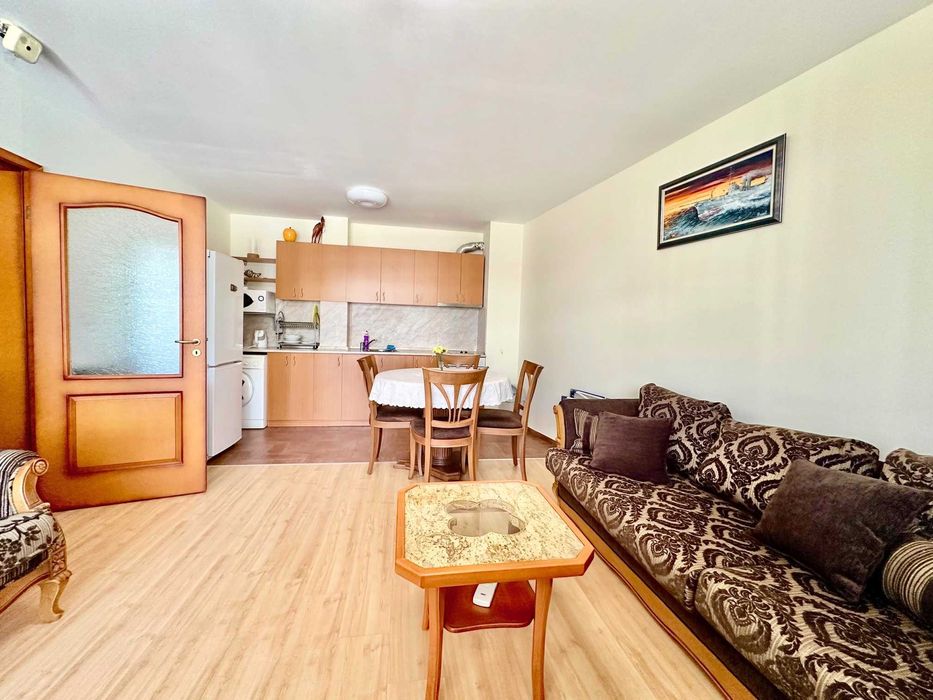 Продава се Тристаен апартамент в к.к. Елените - 103 кв.м за 1020 €/кв.м - Снимка #3