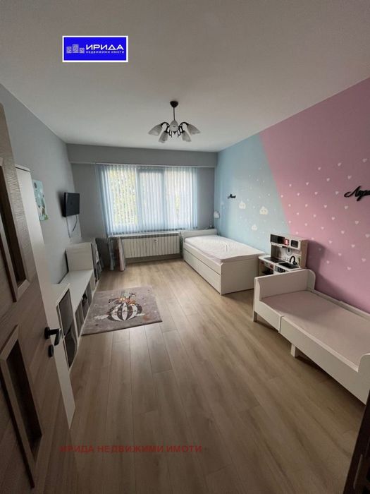 Продава се Тристаен апартамент в София, Свобода - 88 кв.м за 1989 €/кв.м - Снимка #1